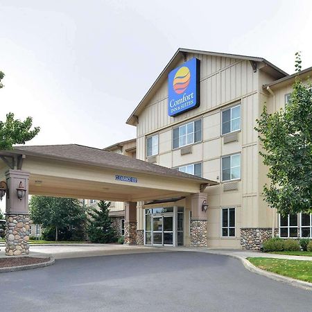 Comfort Inn & Suites Mcminnville Wine Country Exterior photo